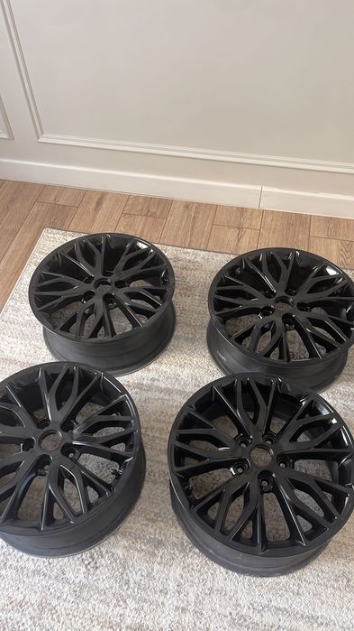 Продам R17 Диски