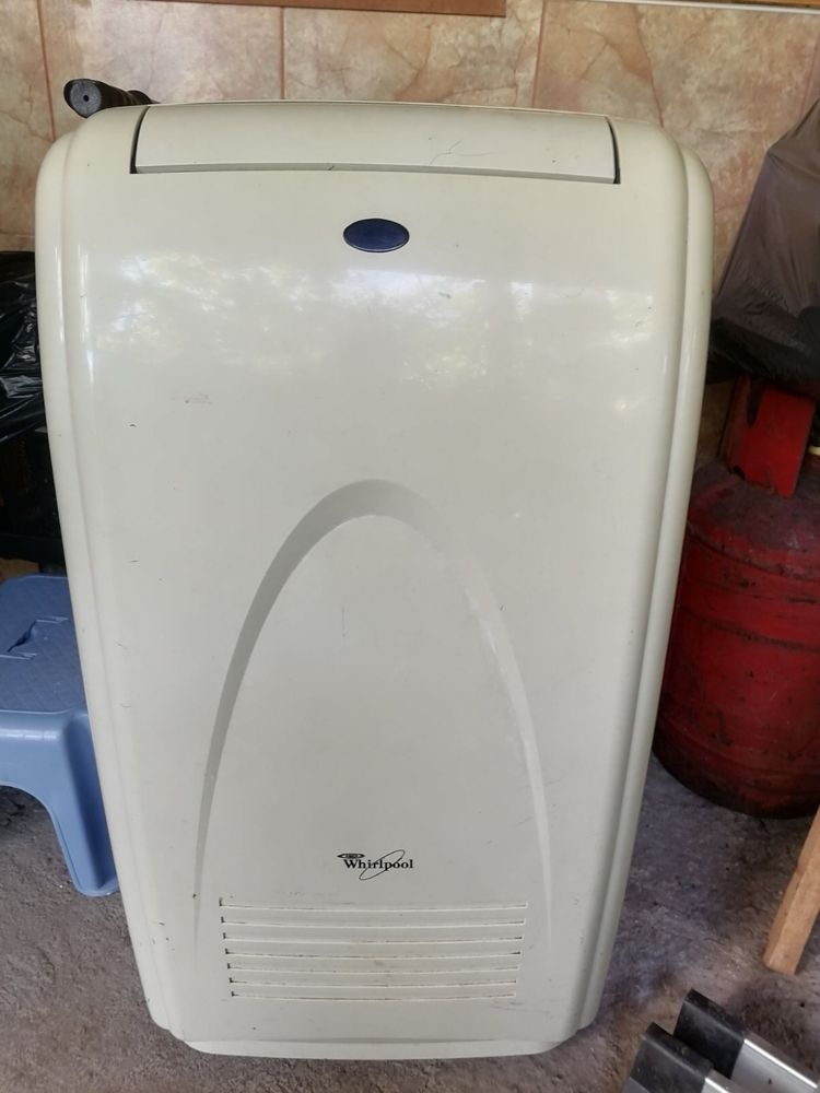 Мобилен климатик Whirlpool AMB 761