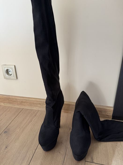 Дамски ботуши на ток