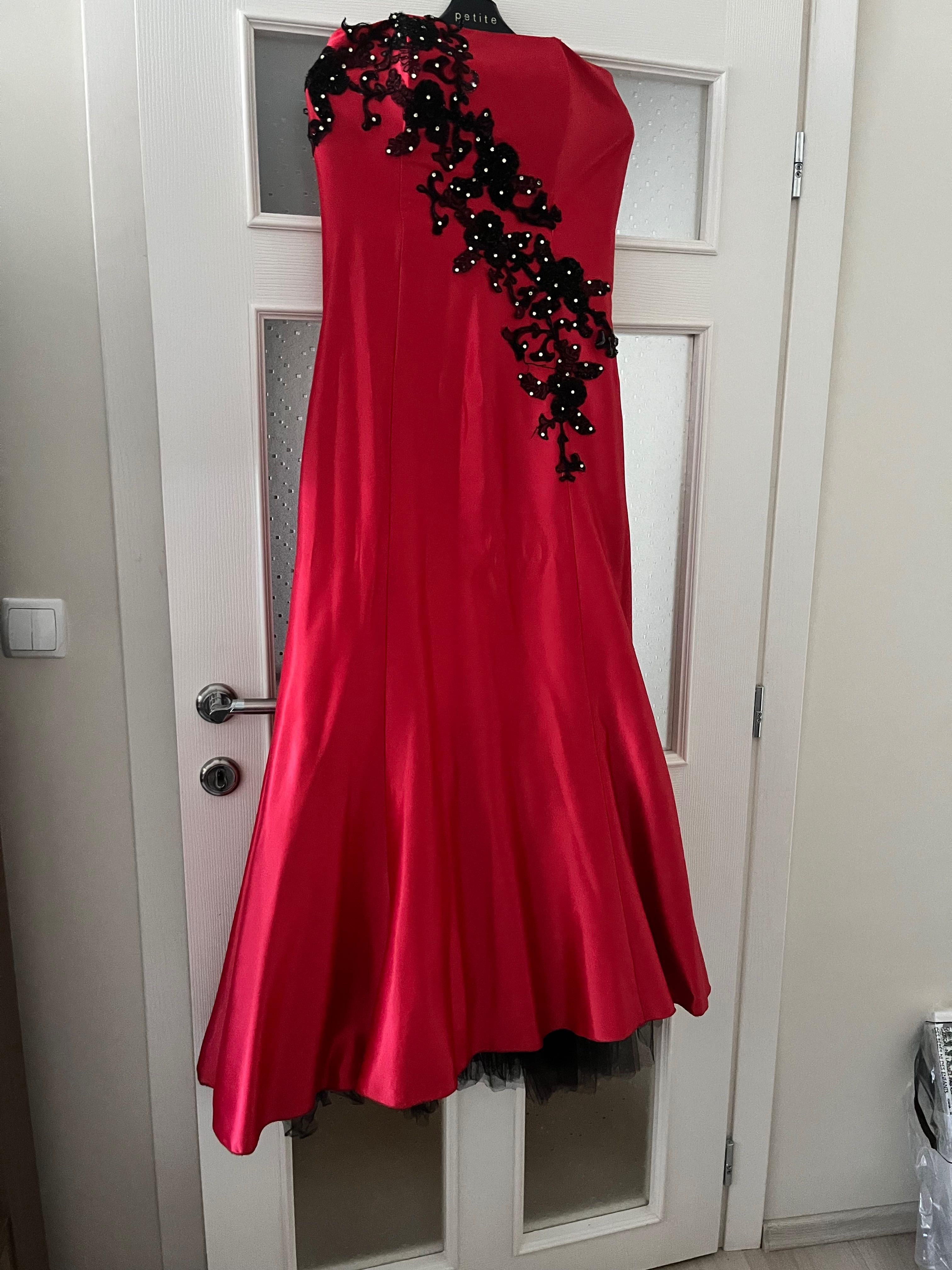 Червена Официална дълга рокля