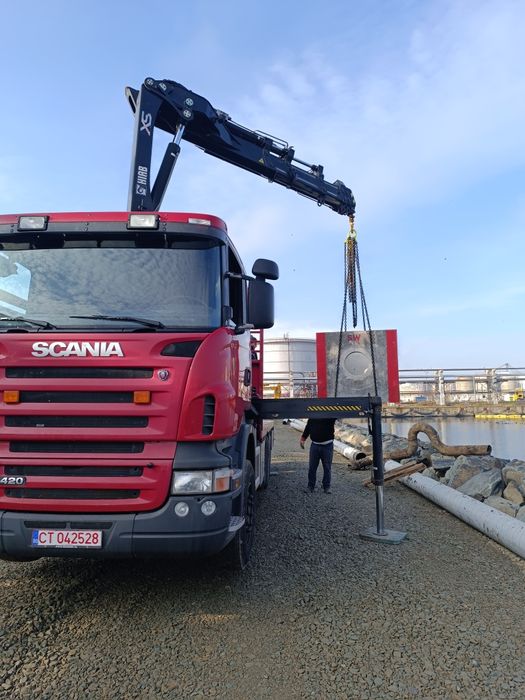 De închiriat Camion cu macara,autocamion cu macara