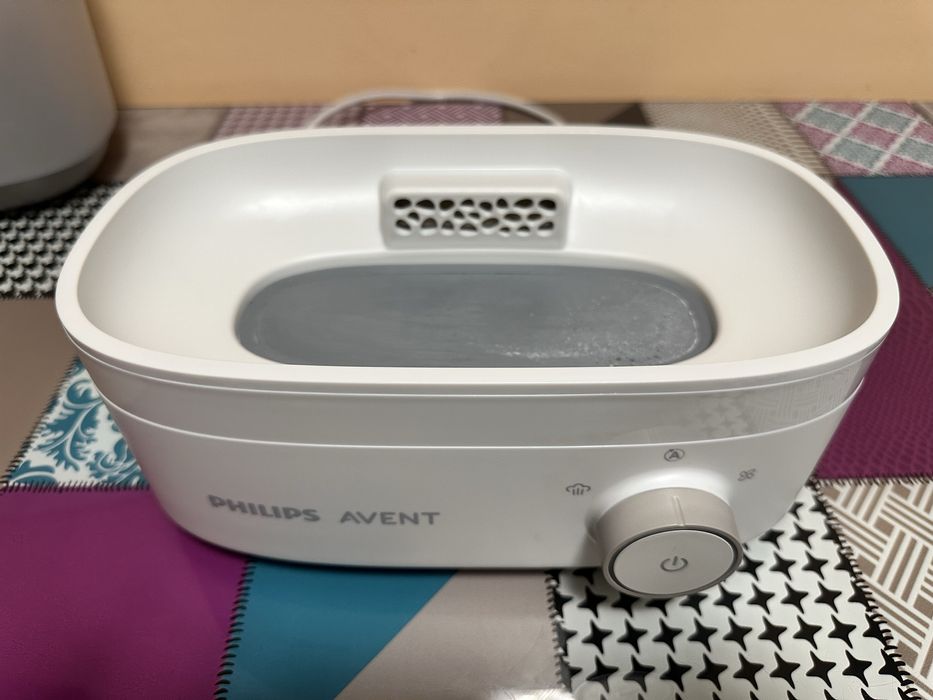 Sterilizator electric si uscator de biberoane Philips Avent Premium
