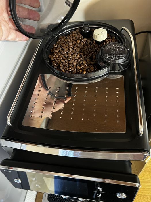 Espressor automat Saeco Xelsis SM7683/00