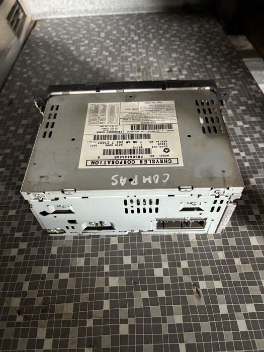 Радио CD MP3 за Jeep Compass 2008год.