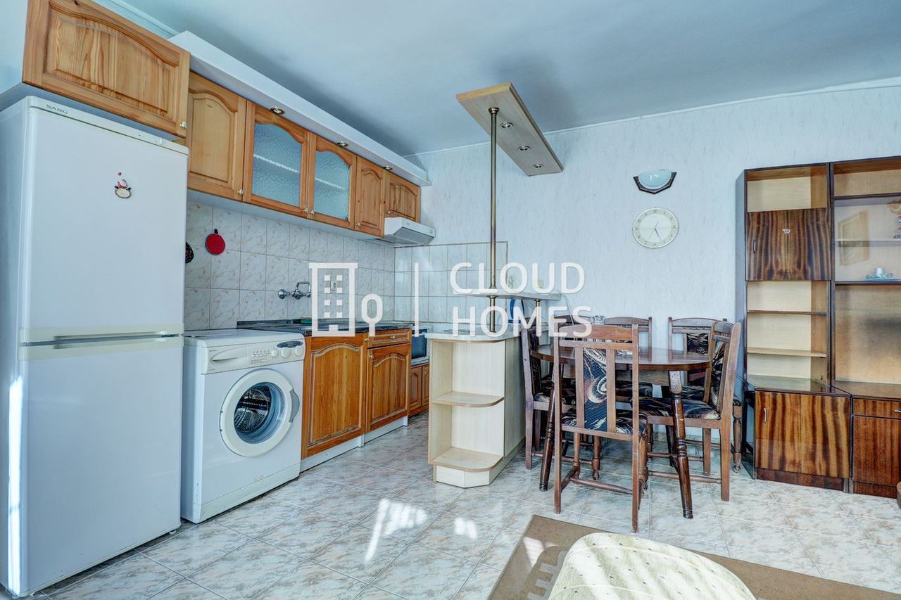 Продава се Двустаен апартамент в София, Редута - 50 кв.м за 3600 €/кв.м - Снимка #1