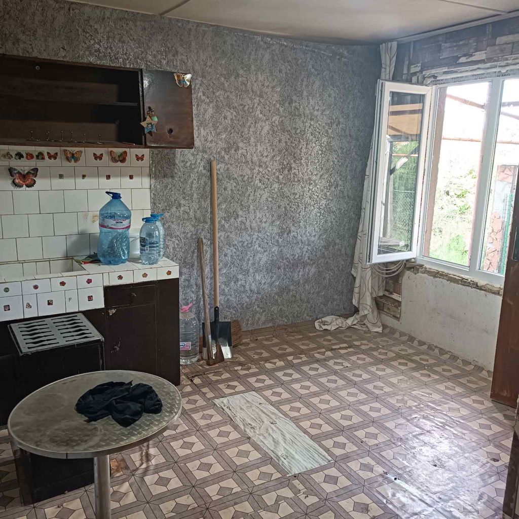 Продава се Къща в Търговище, Вилна зона - 24 кв.м за 1020 €/кв.м - Снимка #5