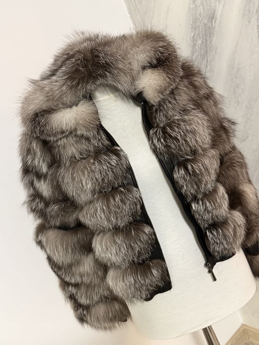 Haina de blana cu gluga detasabila
