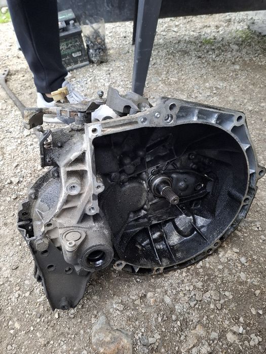 Скорости за пежо 207