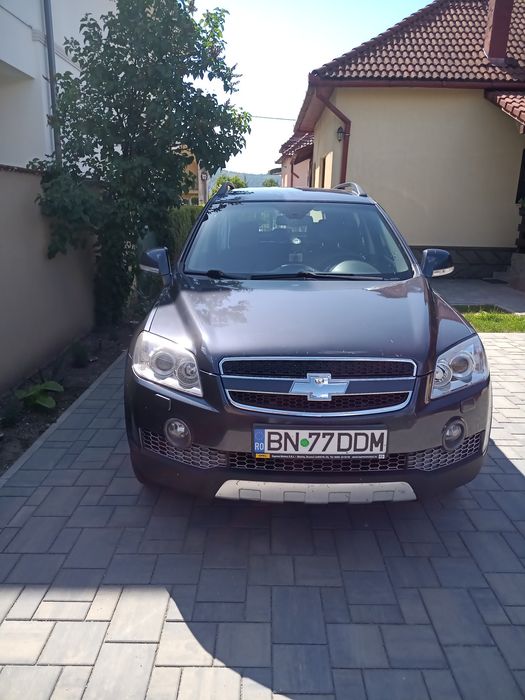 Vând Chevrolet Captiva