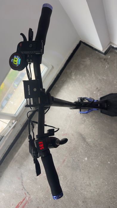 trotineta Kaabo Mantis electrica cu acte pret 2500 lei FIX