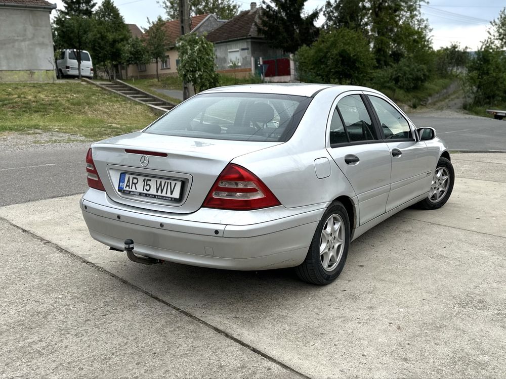 Mercedes C class C220 W203