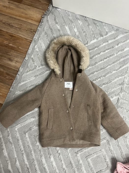 Детское пальто укороченное