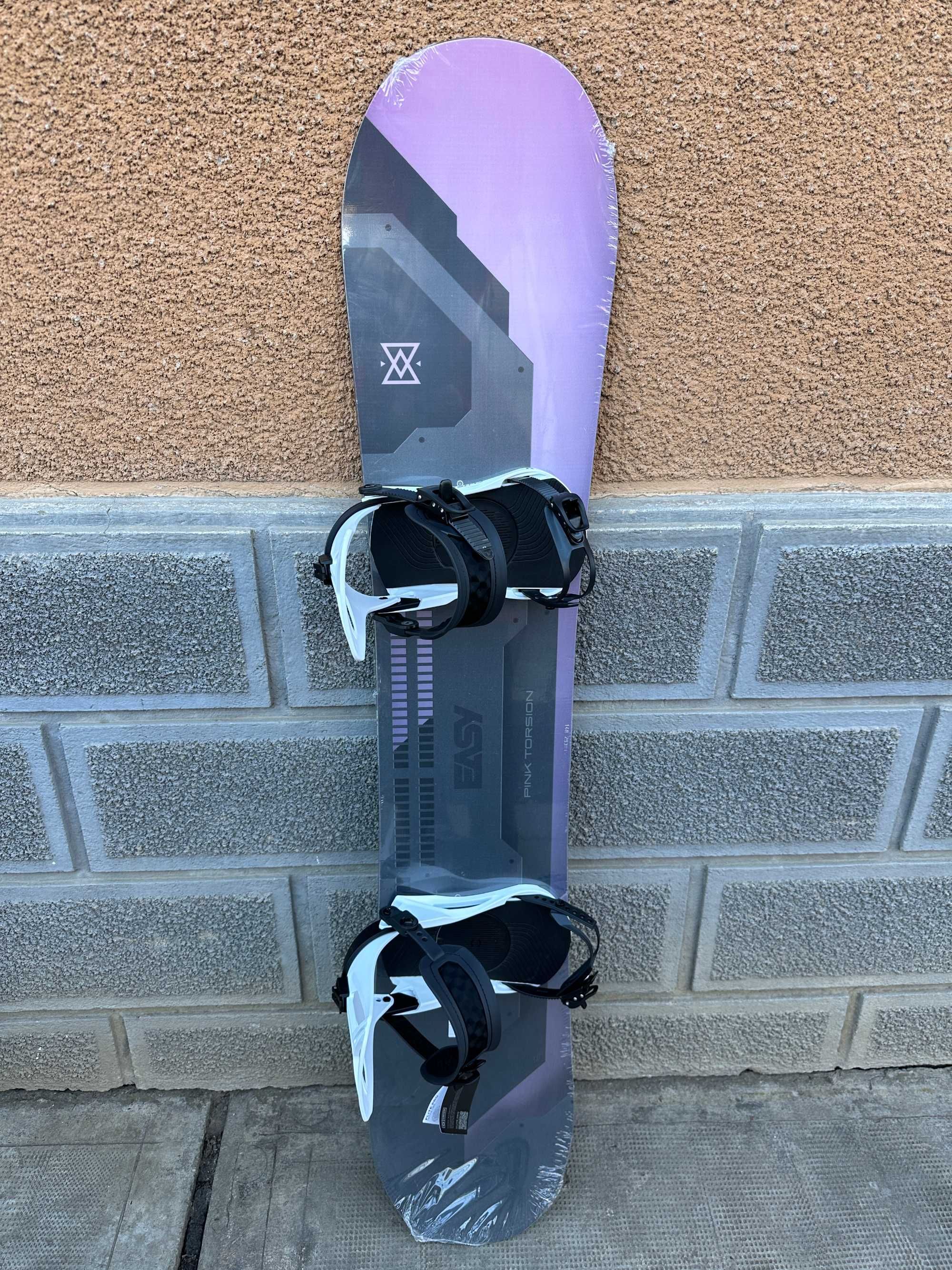placa noua snowboard easy pink torsion L148cm