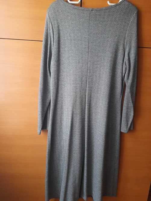 Rochie cu manaci lungi din viscoza marimea 48