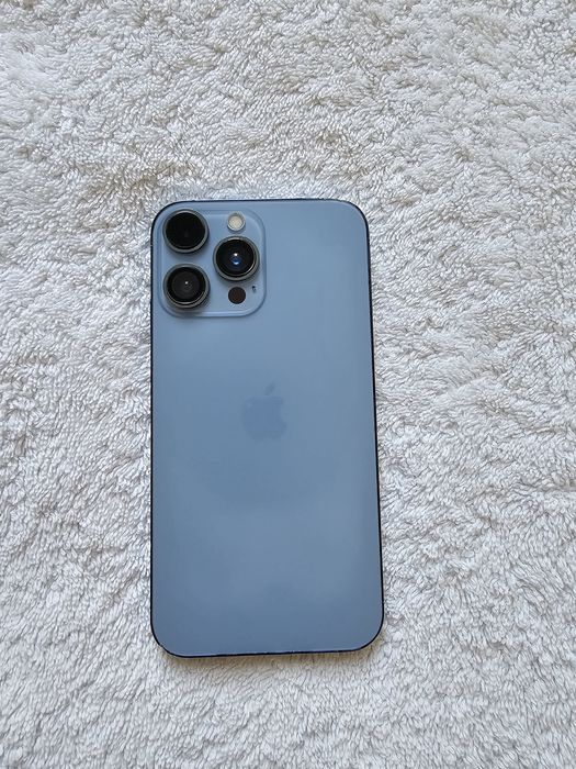 IPhone XR  64GB Yomkost 100%