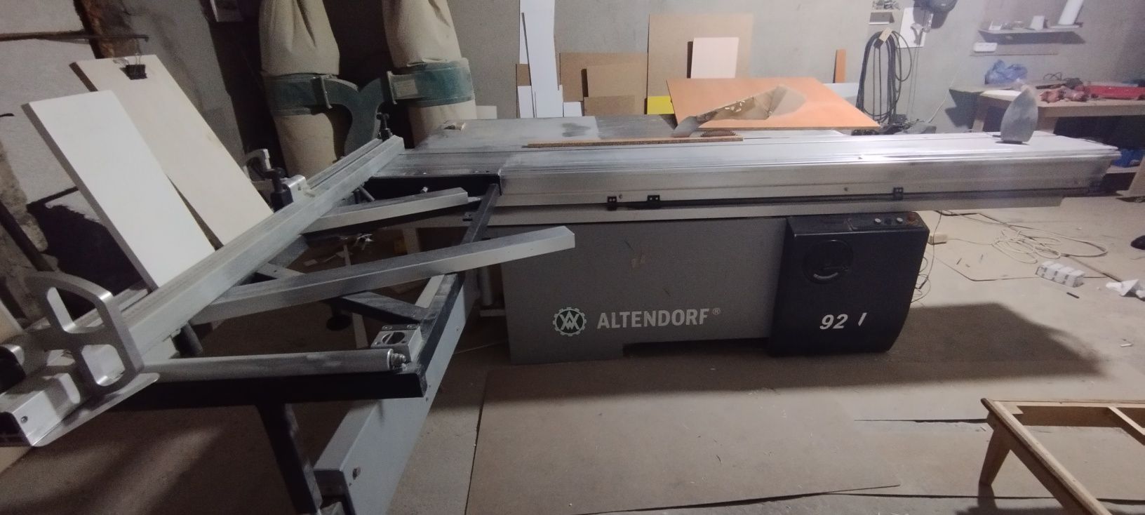 Продам станок Altendorf