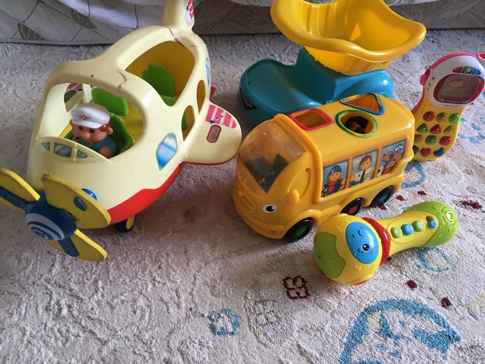Продам игрушки,б/у