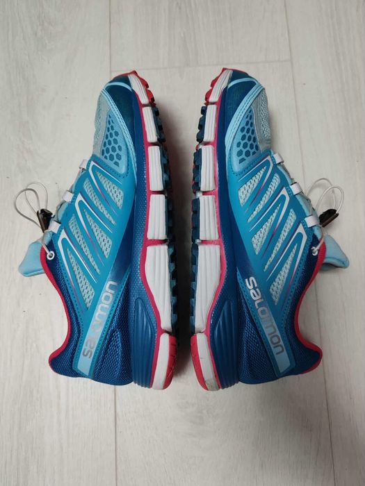 Pantofi sport Salomon Wind Pro W