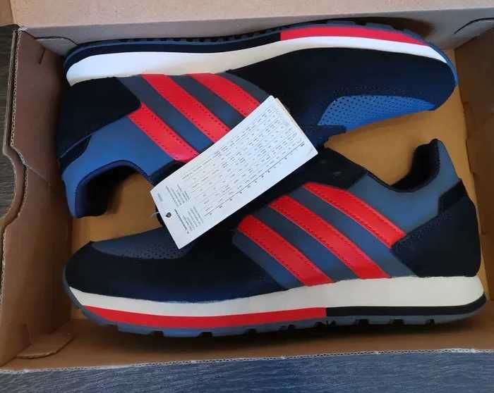 Adidas Blu & Red Running / Nou la cutie / Made in Vietnam.