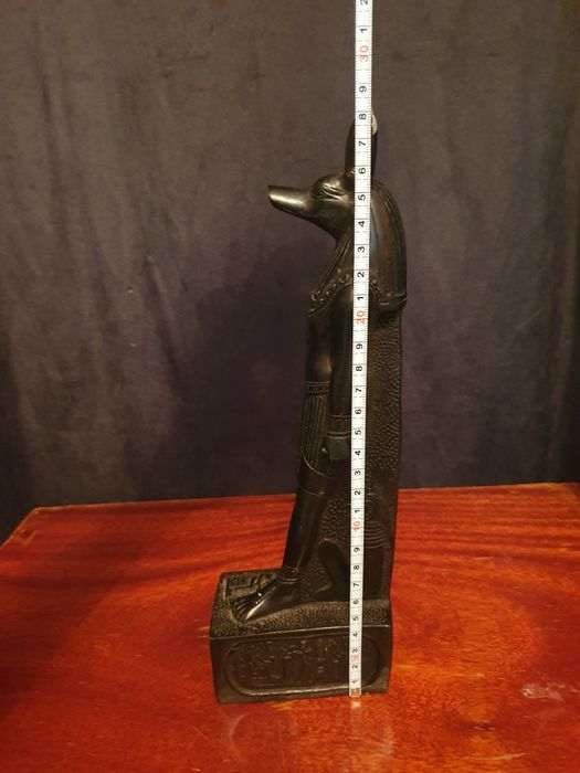 Statueta anubias vând urgent 200lei