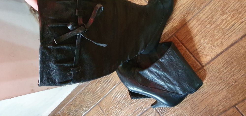 SUPEROFERTA! Cizme piele neagra 36 si piele intoarsa maro ortopedic 37