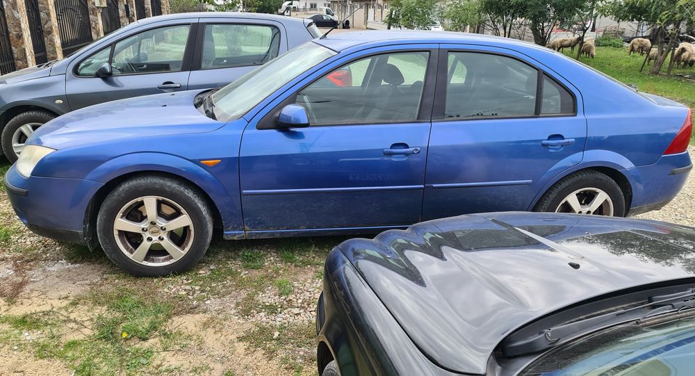 Vând Ford mondeo 1.8 benzina + gaz