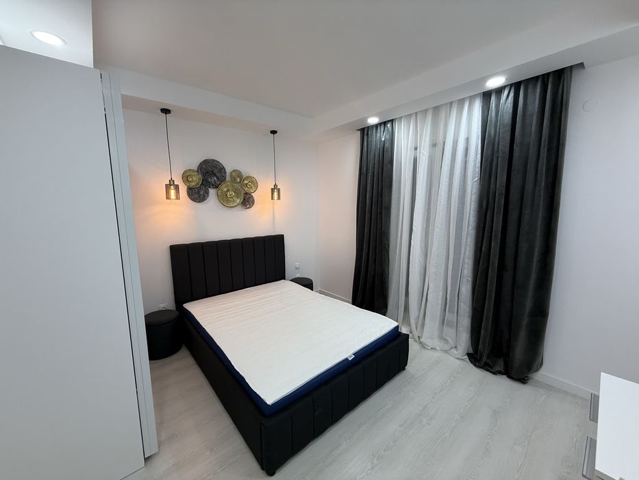 Apartament 3 camere Cosmopolis- prima inchiriere- parcare- proprietar