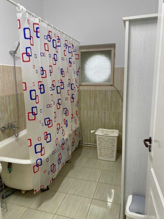 Inchiriez casa central mobilat si cu toate dotarile