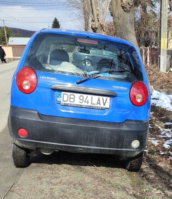 Vând Chevrolet Spark