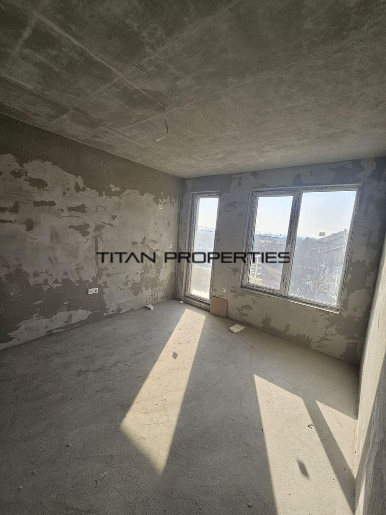 Продава се Тристаен апартамент в Бургас, Долно Езерово - 84 кв.м за 1667 €/кв.м - Снимка #3
