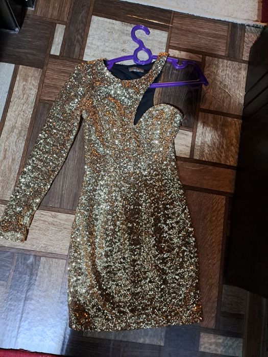 Продаются платья