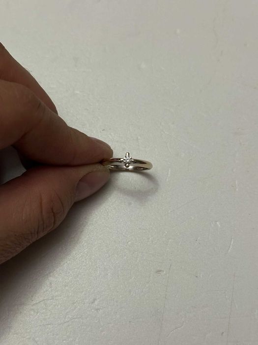 INEL AUR alb 18K + 1 Diamant = 0.15ct. - Solitaire - 3.7g - De logodna
