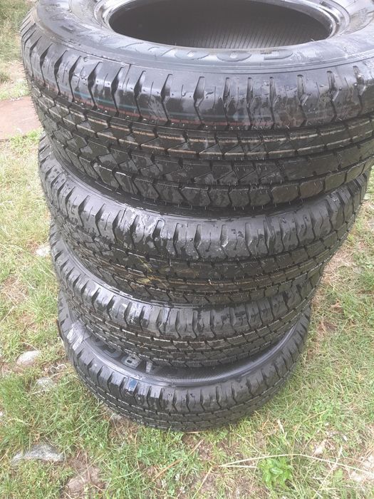 Cauciucuri  Noi !215 70 R15C