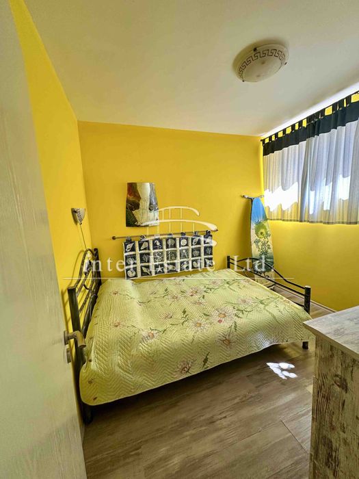 Продава се  двустаен апартамент в Ново Поморие