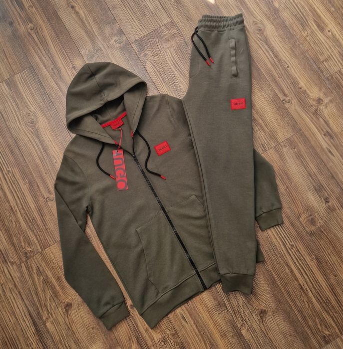 Страхотен мъжки спортен екип комплект размер L 
Най-висок клас материя