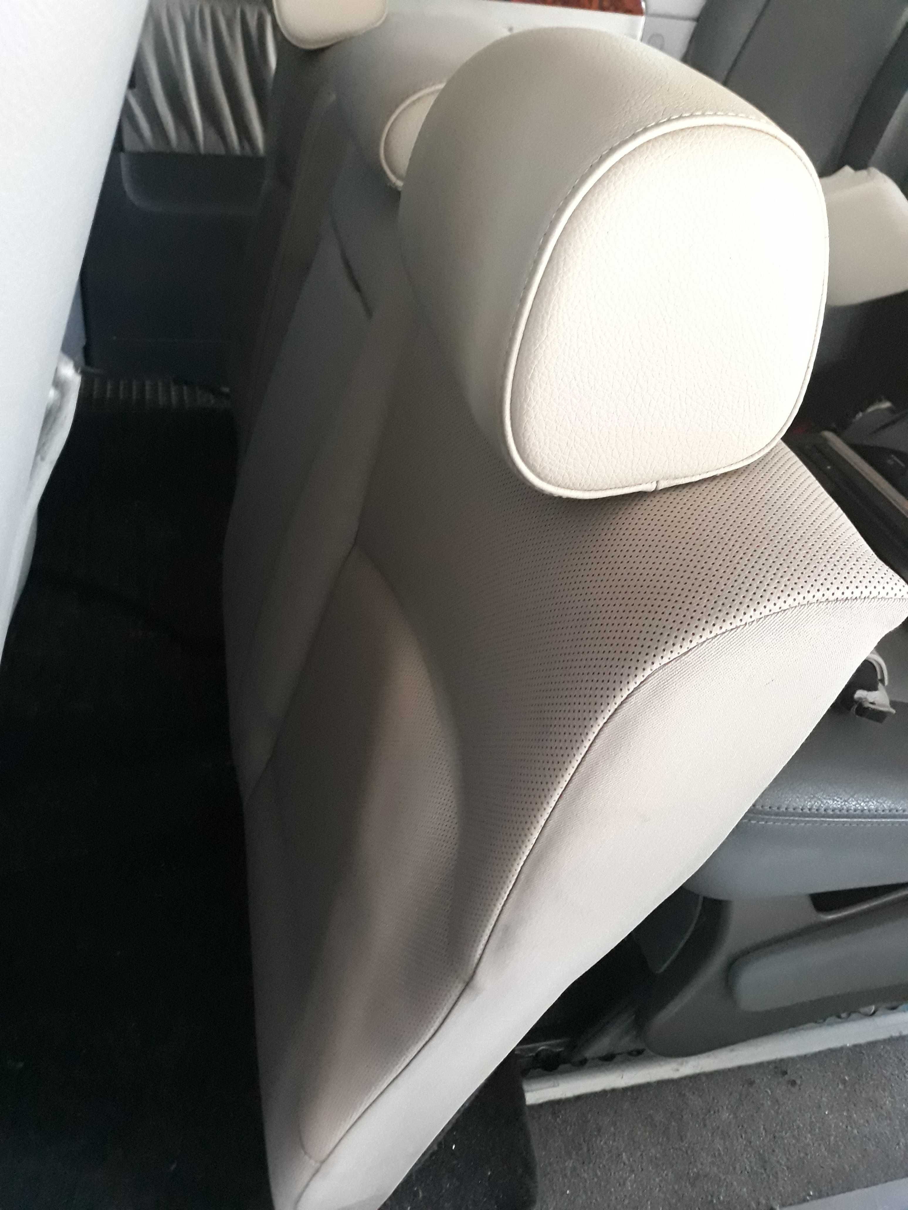 Кожена кремава задна седалка с кори на вратите  от BMW F10
