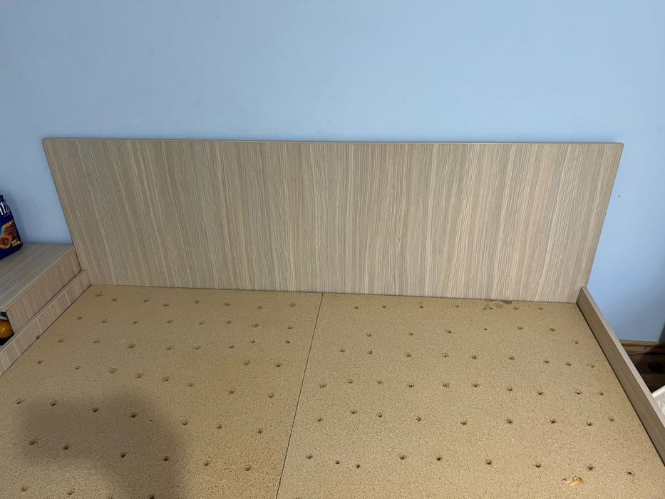 Pat cu saltea Dormeo 180 cm