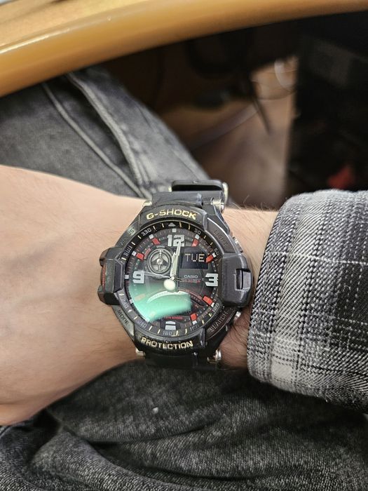 Casio G-Shock GA-1000 часы