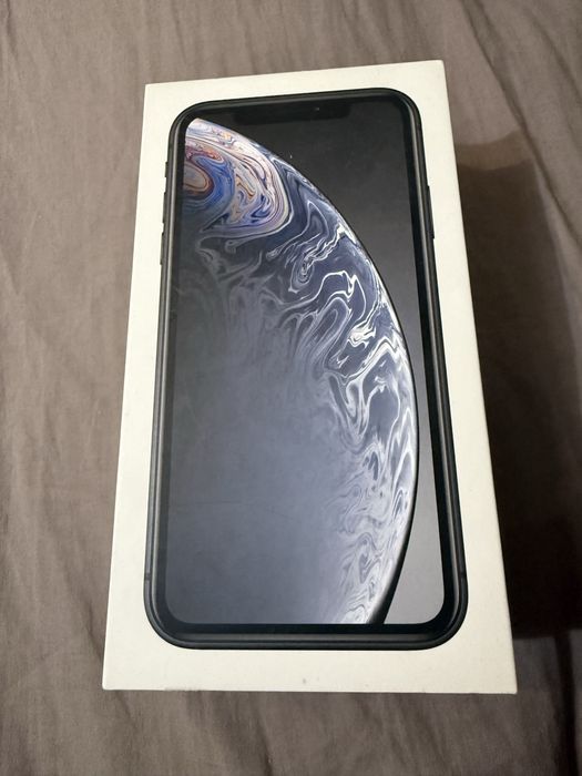 Iphone xr                 .