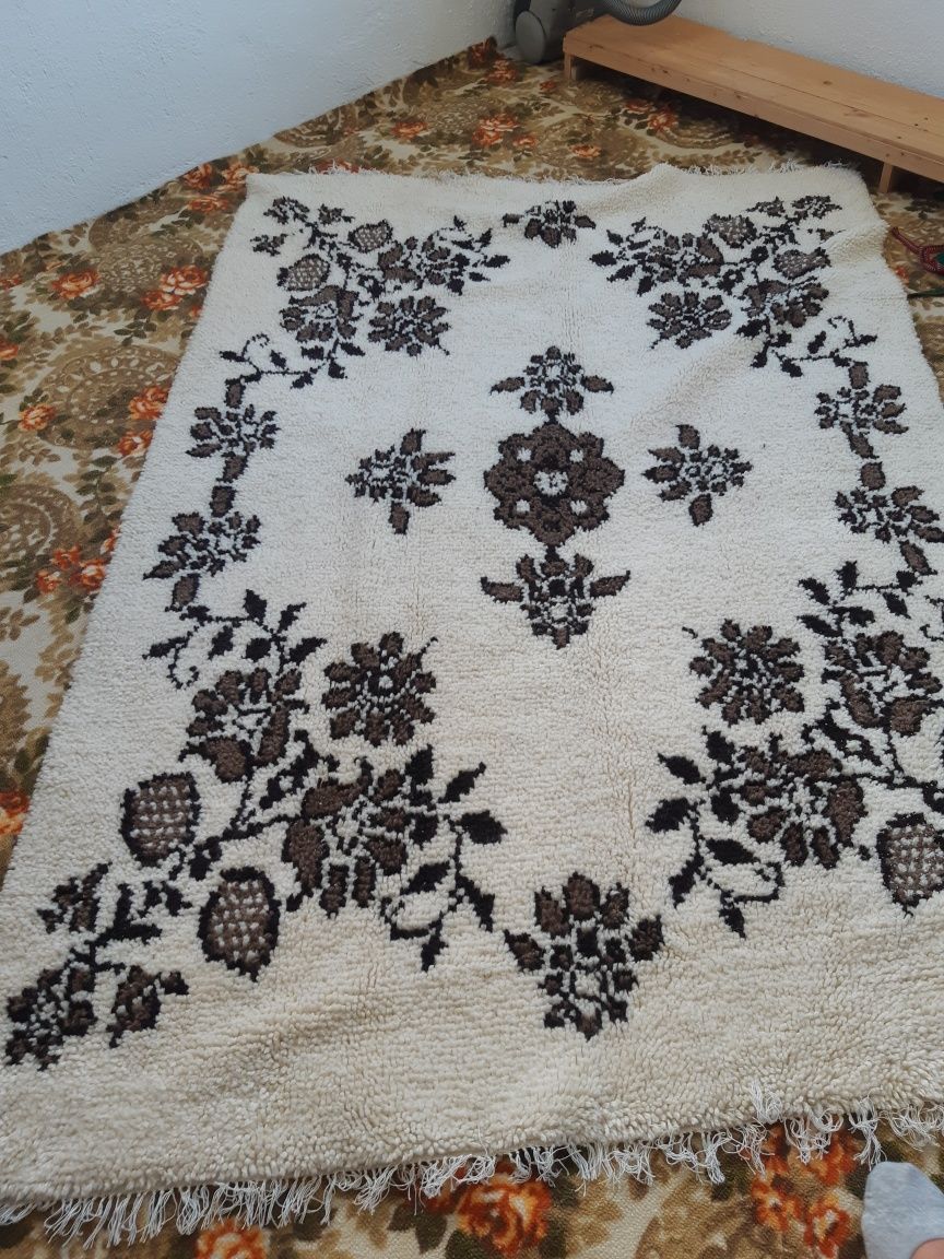 Родопски одеяла, китеници, халища