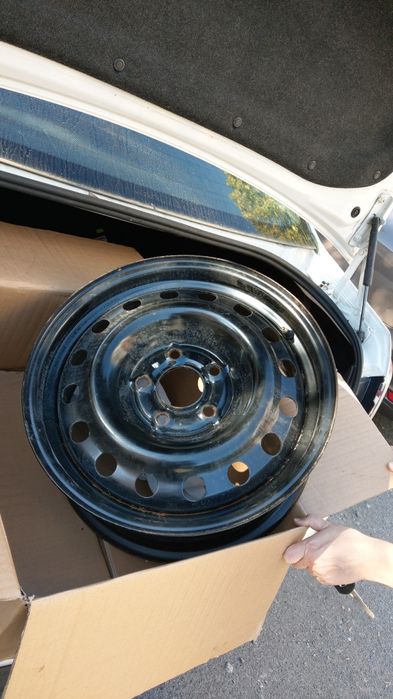 Продавам джанта 16-ка