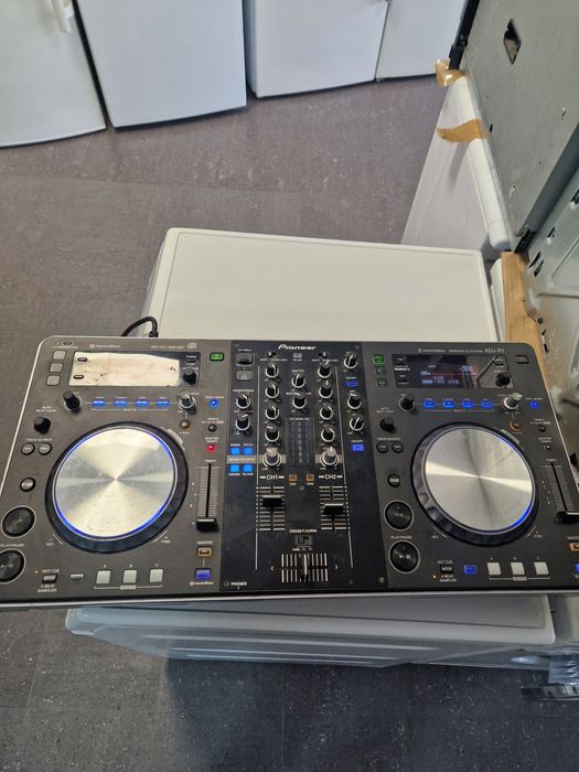 Музикален пулт Pioneer