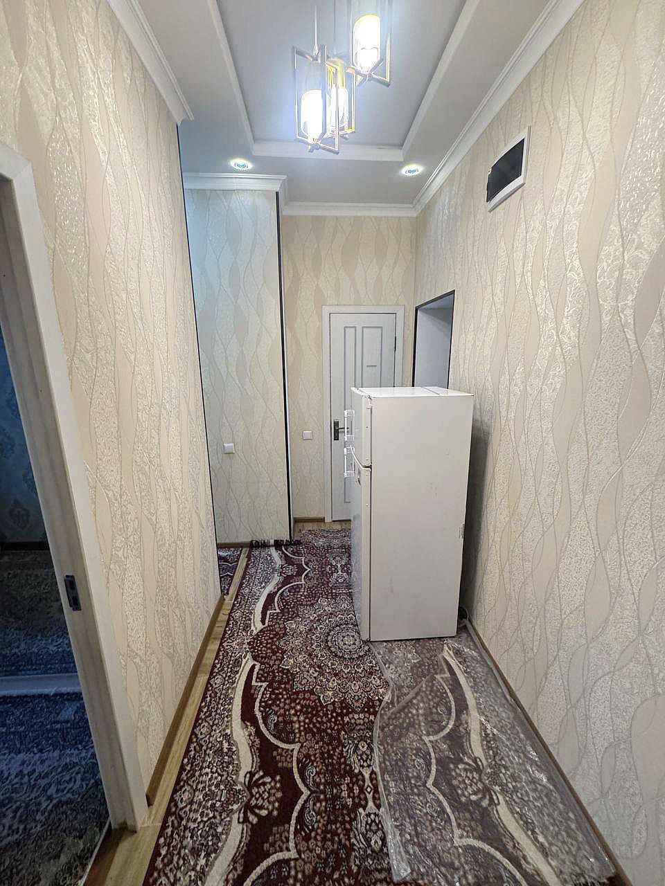 Чилонзор 11  shinam 3 xonali kvartira oilalar va studentlarga beriladi