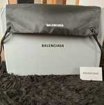 Balenciaga runner graffiti
