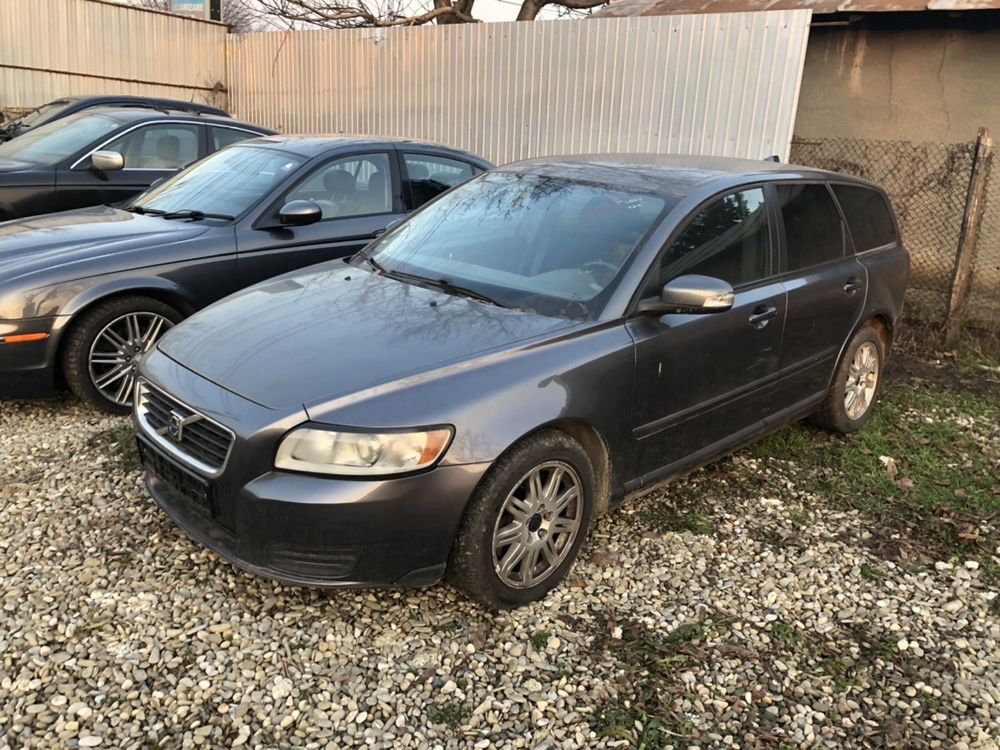 Dezmembrez Volvo V50 S40 facelift volan stanga!