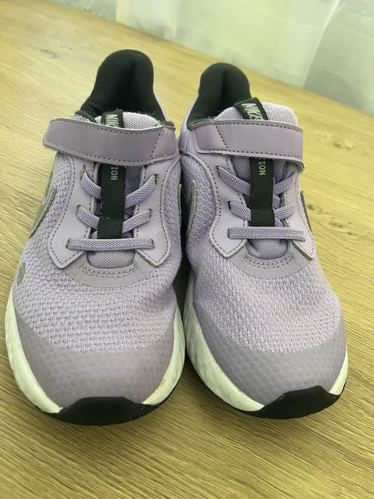 Nike Revolution 5 Lilac