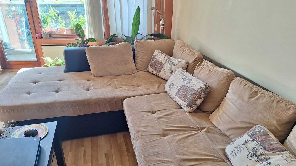 Разтегателна холна гарнитура