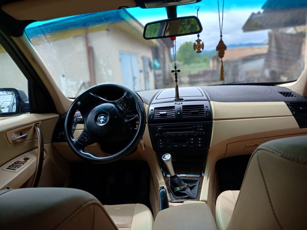 Vând BMW  model x3