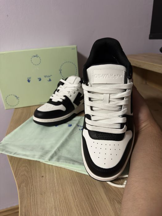 Off-White Out of office