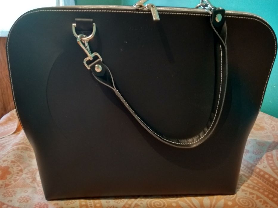 Продается сумка.